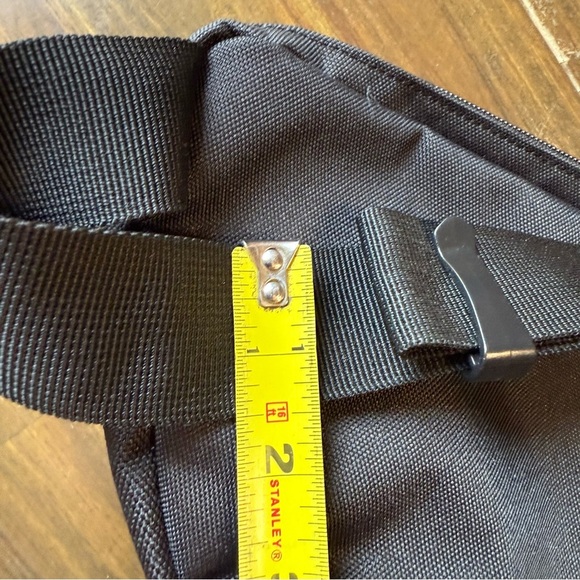 Herschel Supply Company Nineteen Fanny Pack Bag Woodland Camo - Picture 7 of 7